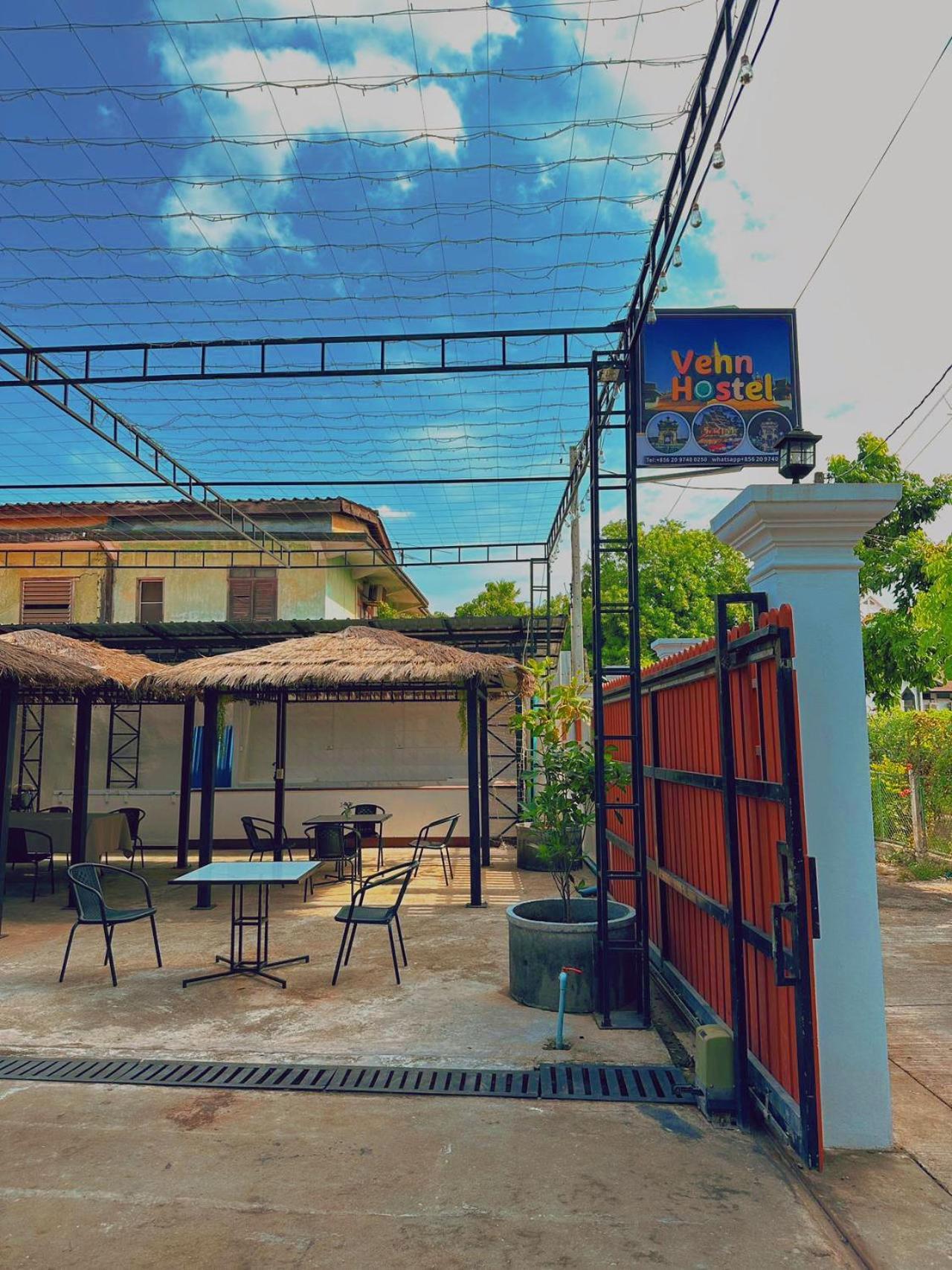 Venn Hostel Вьентьян Экстерьер фото
