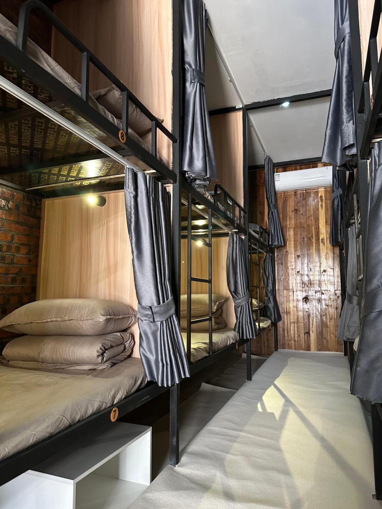 Venn Hostel Вьентьян Экстерьер фото